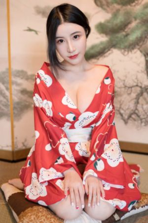 美女诱惑